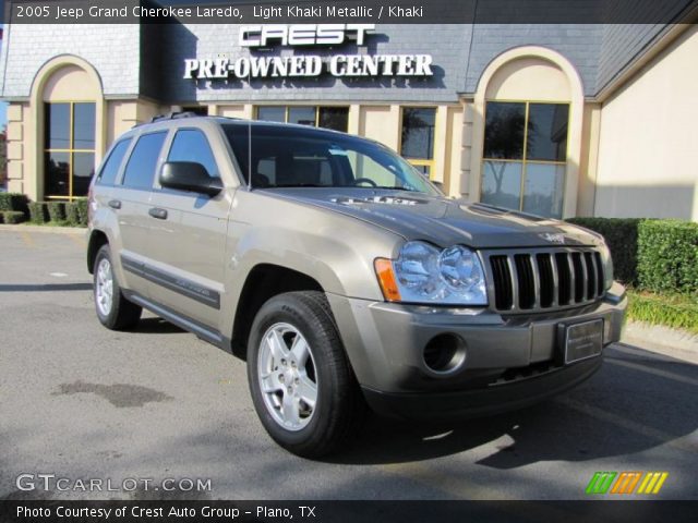 2005 Jeep Grand Cherokee Laredo in Light Khaki Metallic