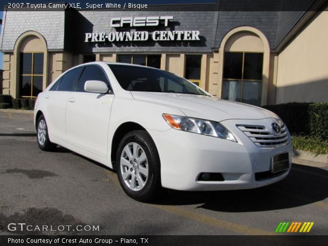 2007 Toyota Camry XLE in Super White