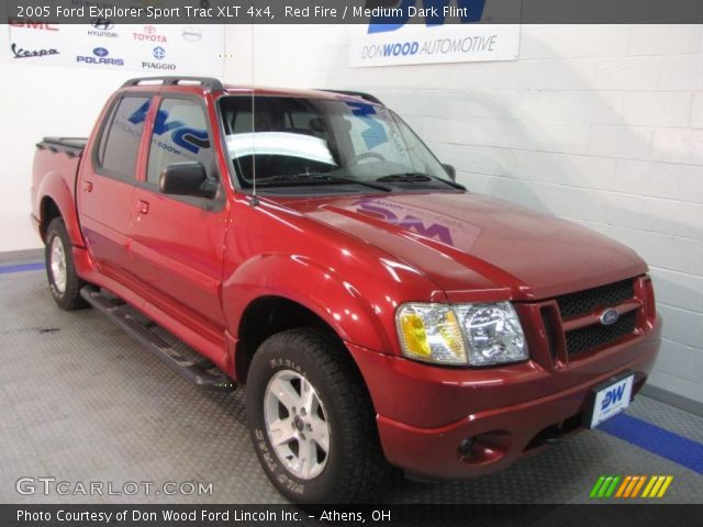 2005 Ford Explorer Sport Trac XLT 4x4 in Red Fire