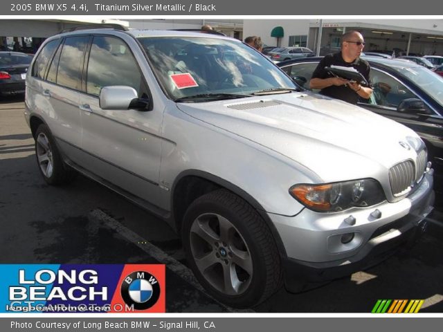 2005 BMW X5 4.4i in Titanium Silver Metallic