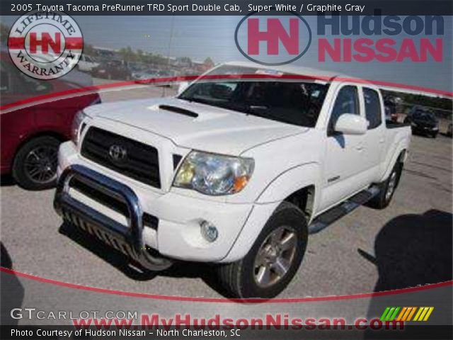 2005 Toyota Tacoma PreRunner TRD Sport Double Cab in Super White