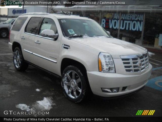 2011 Cadillac Escalade Premium AWD in White Diamond Tricoat