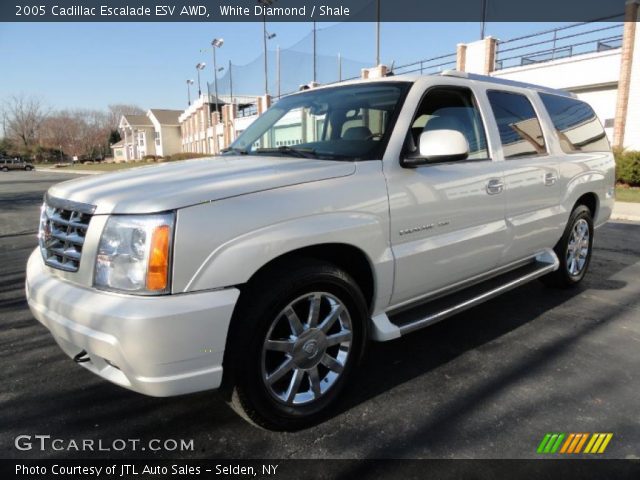 2005 Cadillac Escalade ESV AWD in White Diamond