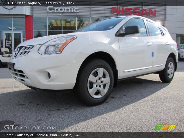 2011 Nissan rogue pearl white #3