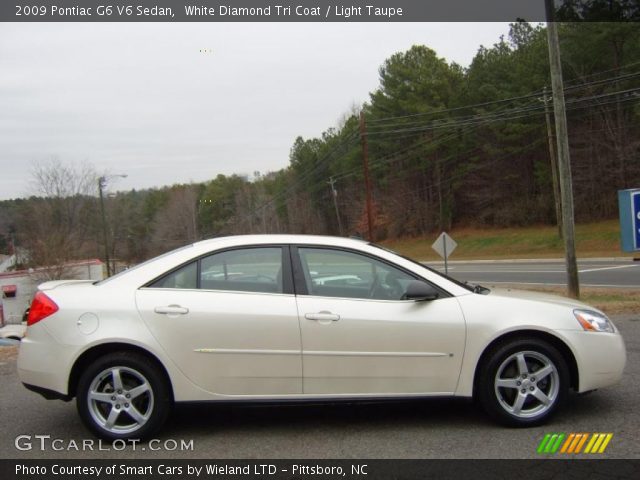 2009 Pontiac G6 V6 Sedan in White Diamond Tri Coat