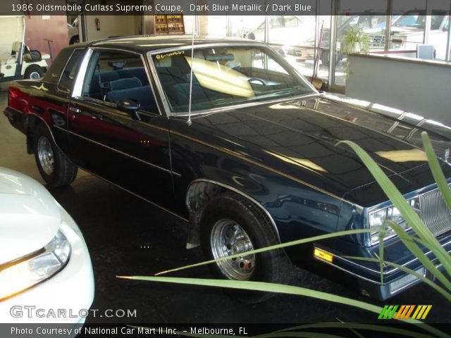 1986 Oldsmobile Cutlass Supreme Coupe in Dark Blue Metallic