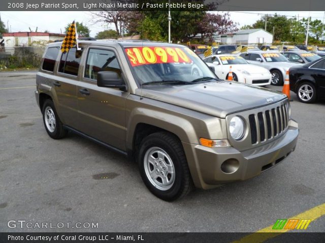 2008 Jeep Patriot Sport in Light Khaki Metallic
