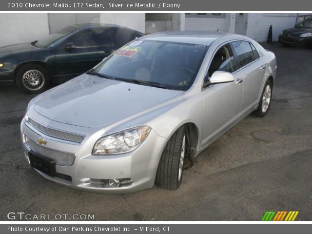 2010 Chevrolet Malibu LTZ Sedan in Silver Ice Metallic