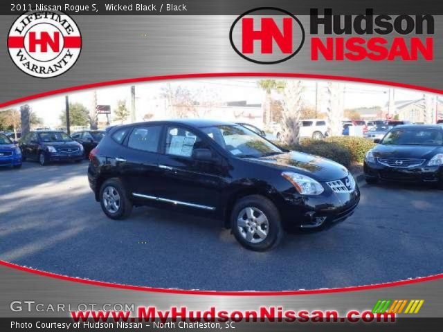 2011 Nissan Rogue S in Wicked Black