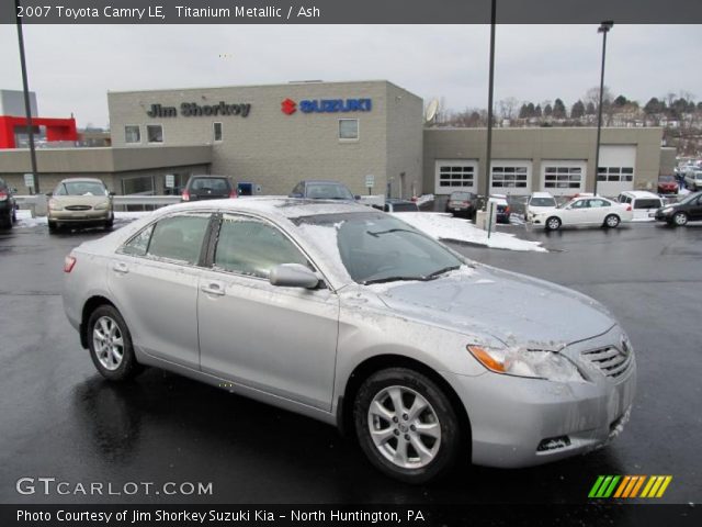 2007 Toyota Camry LE in Titanium Metallic