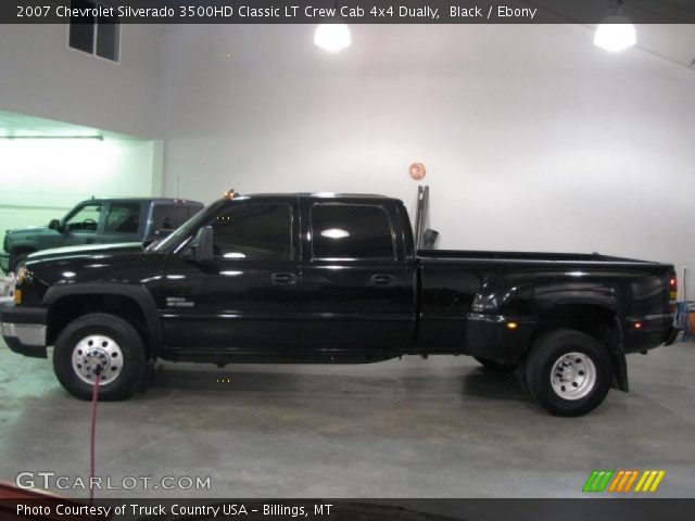 2007 Chevrolet Silverado 3500HD Classic LT Crew Cab 4x4 Dually in Black