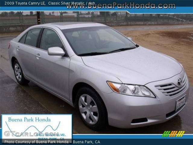 2009 Toyota Camry LE in Classic Silver Metallic