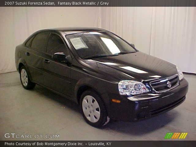 2007 Suzuki Forenza Sedan in Fantasy Black Metallic
