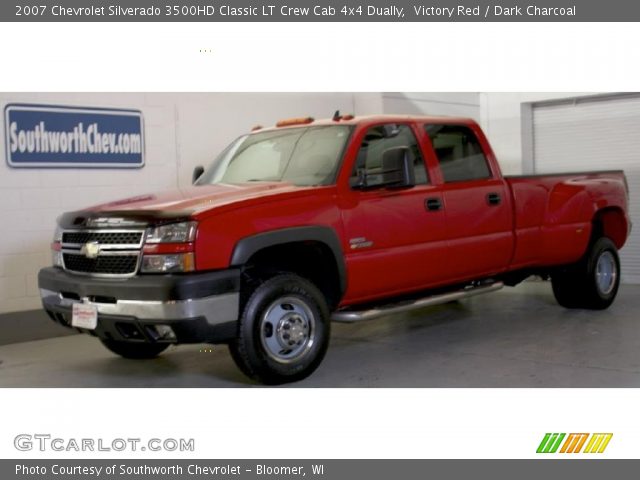 2007 Chevrolet Silverado 3500HD Classic LT Crew Cab 4x4 Dually in Victory Red