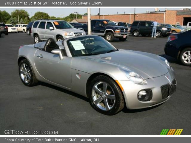 2008 Pontiac Solstice GXP Roadster in Cool Silver