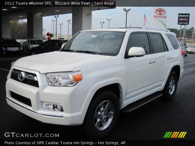 2011 Toyota 4Runner SR5 in Blizzard White Pearl
