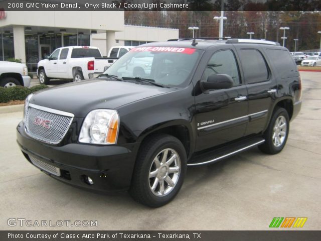 2008 GMC Yukon Denali in Onyx Black