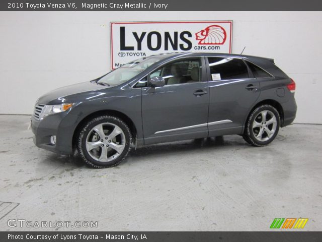 2010 Toyota Venza V6 in Magnetic Gray Metallic