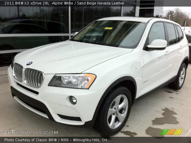 2011 BMW X3 xDrive 28i in Alpine White