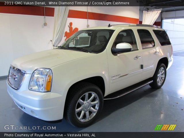 2011 GMC Yukon Denali in White Diamond Tintcoat