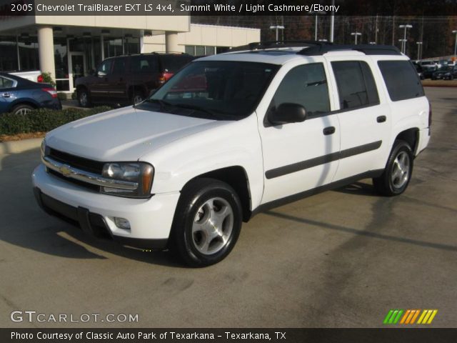 2005 Chevrolet TrailBlazer EXT LS 4x4 in Summit White