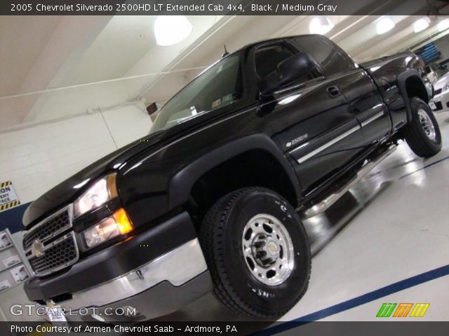 2005 Chevrolet Silverado 2500HD LT Extended Cab 4x4 in Black