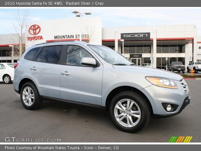 2010 Hyundai Santa Fe SE 4WD in Radiant Silver