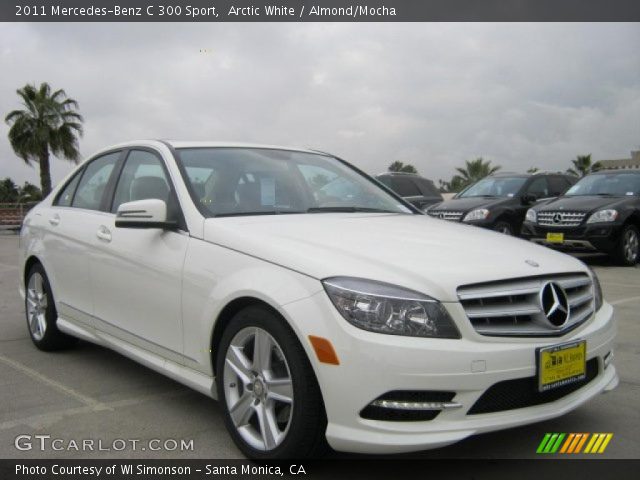2011 Mercedes-Benz C 300 Sport in Arctic White
