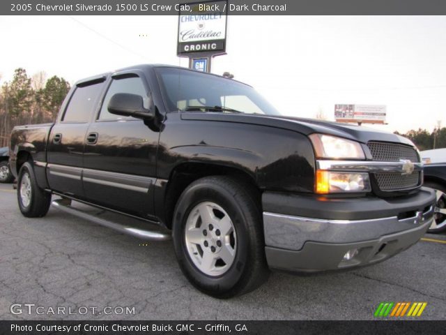 2005 Chevrolet Silverado 1500 LS Crew Cab in Black