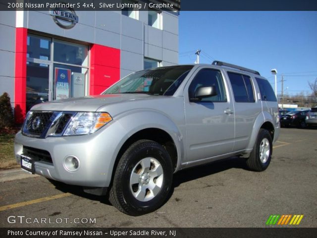 2008 Nissan Pathfinder S 4x4 in Silver Lightning
