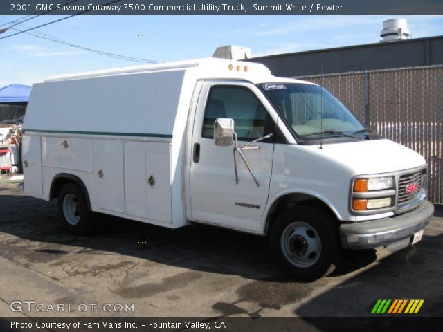 2001 GMC Savana Cutaway 3500 Commercial Utility Truck in Summit White