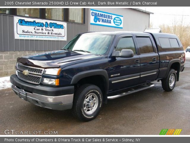 2005 Chevrolet Silverado 2500HD LS Crew Cab 4x4 in Dark Blue Metallic