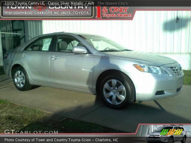 2009 Toyota Camry LE in Classic Silver Metallic