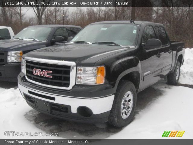 2011 GMC Sierra 1500 SL Crew Cab 4x4 in Onyx Black