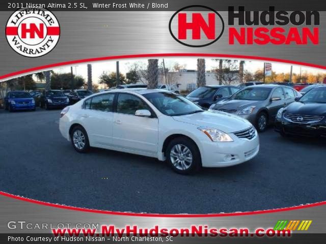 2011 Nissan Altima 2.5 SL in Winter Frost White