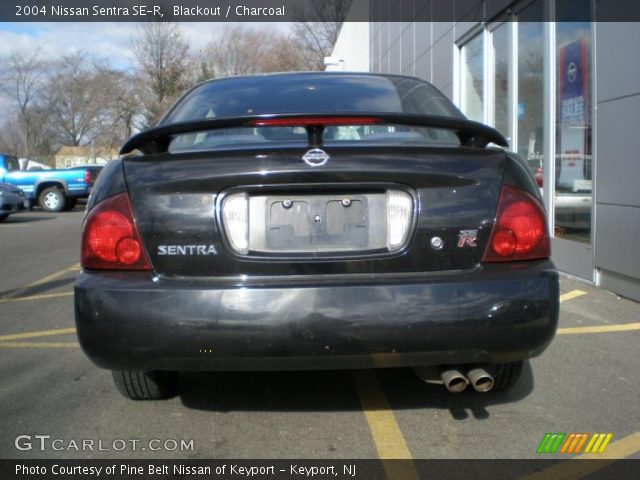 2004 Nissan Sentra SE-R in Blackout