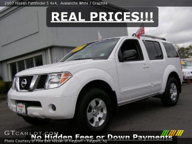 2007 Nissan Pathfinder S 4x4 in Avalanche White