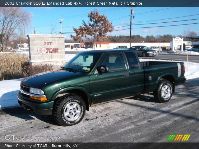 2002 Chevrolet S10 LS Extended Cab 4x4 in Forest Green Metallic