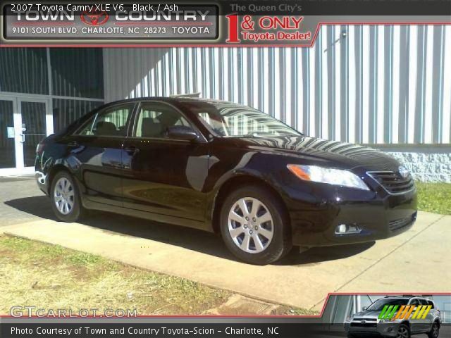 2007 Toyota Camry XLE V6 in Black