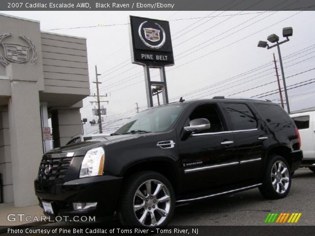 2007 Cadillac Escalade AWD in Black Raven