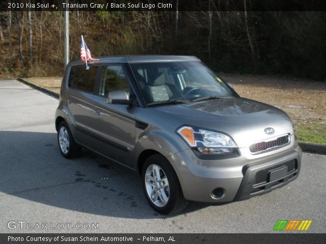 2010 Kia Soul + in Titanium Gray