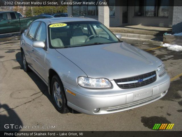 2002 Chevrolet Malibu LS Sedan in Galaxy Silver Metallic