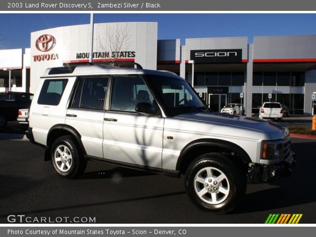 2003 Land Rover Discovery S in Zambezi Silver