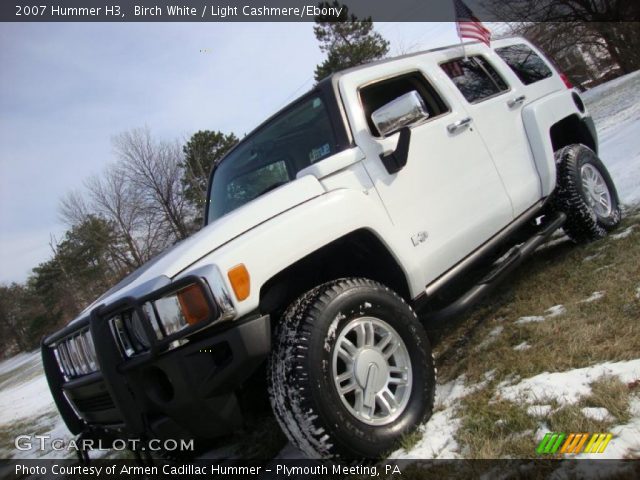 2007 Hummer H3  in Birch White