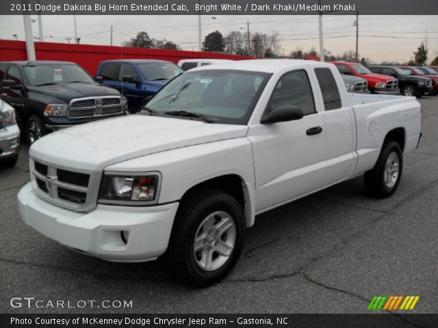2011 Dodge Dakota Big Horn Extended Cab in Bright White