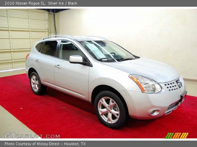 2010 Nissan Rogue SL in Silver Ice