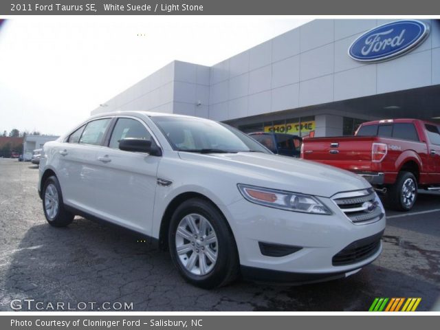 2011 Ford Taurus SE in White Suede