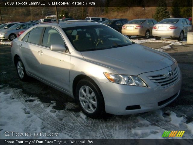 2009 Toyota Camry LE in Classic Silver Metallic