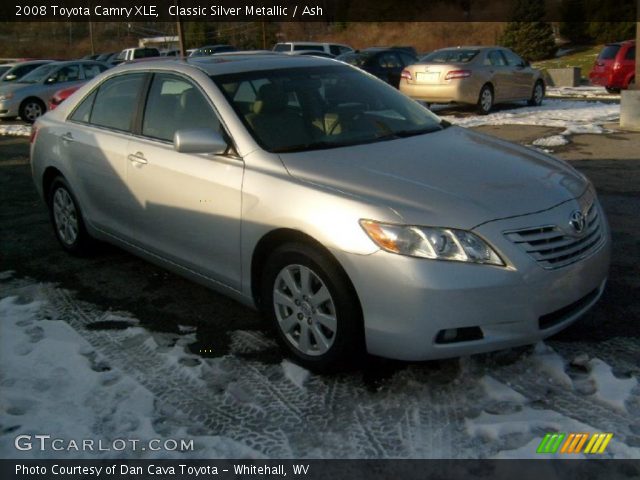 2008 Toyota Camry XLE in Classic Silver Metallic