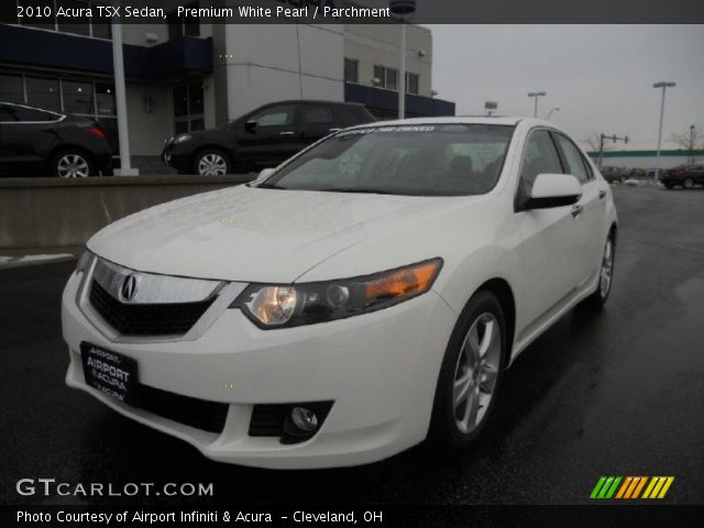 2010 Acura TSX Sedan in Premium White Pearl